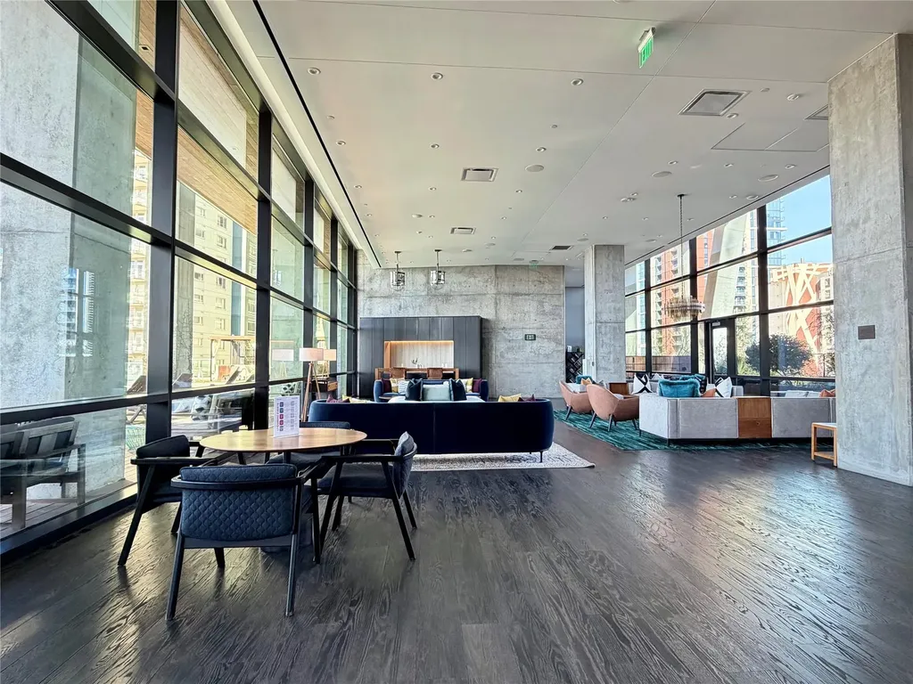 70 Rainey Street Austin TX 78701