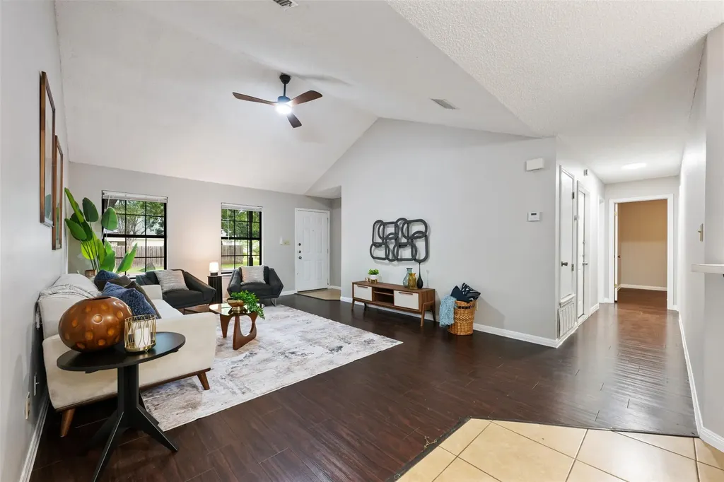 2306 Alimony Cove Austin TX 78727