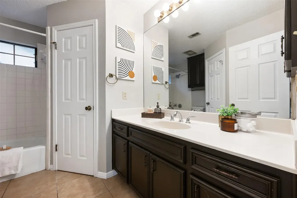 2306 Alimony Cove Austin TX 78727