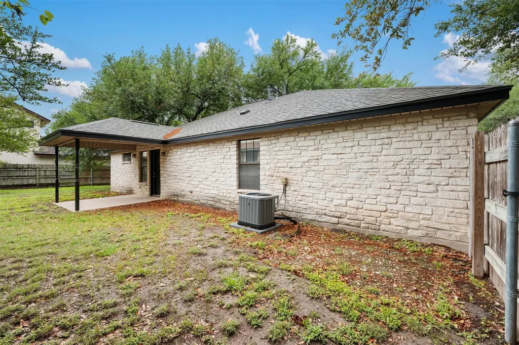 2306 Alimony Cove Austin TX 78727