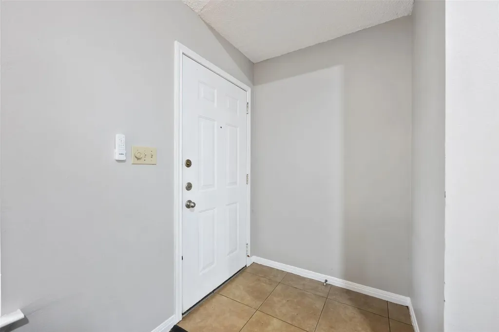 2306 Alimony Cove Austin TX 78727