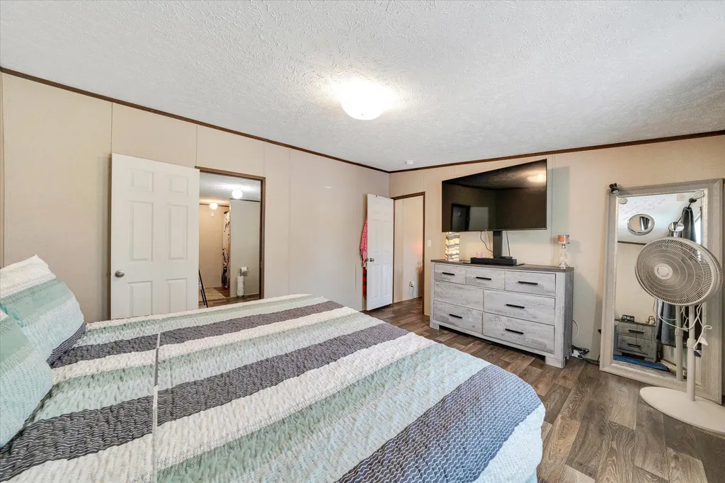 2755 Washburn Road Luling TX 78648