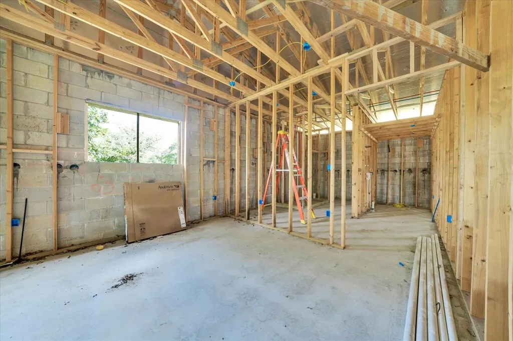 2755 Washburn Road Luling TX 78648