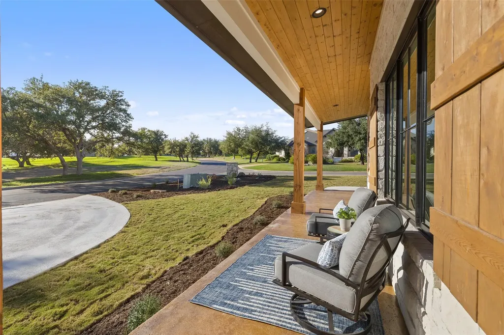 2401 Sailboat Pass Spicewood TX 78669