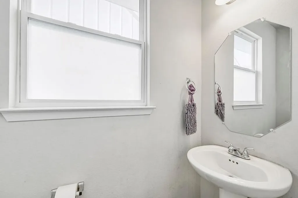 141 Fabion Street Kyle TX 78640