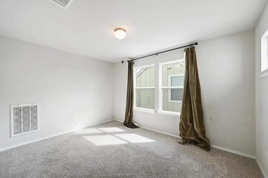 141 Fabion Street Kyle TX 78640