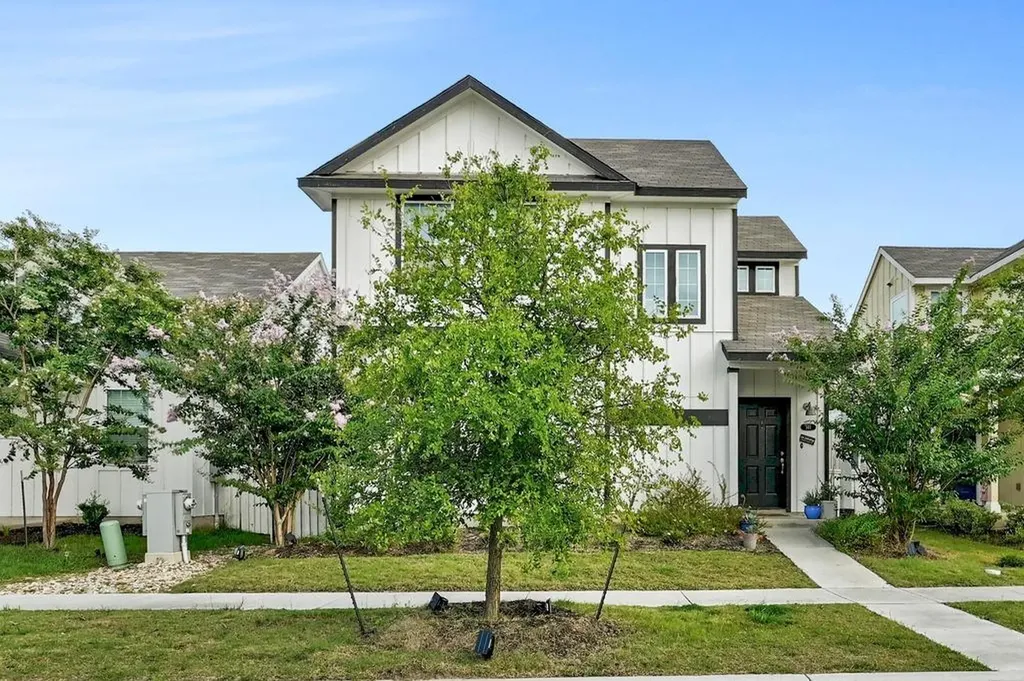 141 Fabion Street Kyle TX 78640