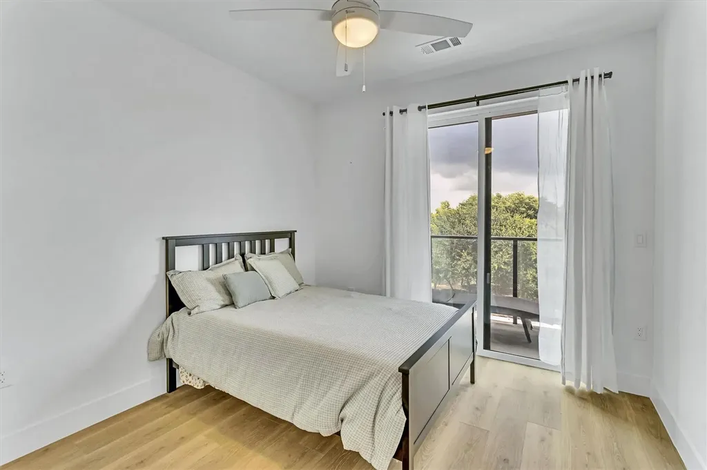 1701 Simond Avenue Austin TX 78723