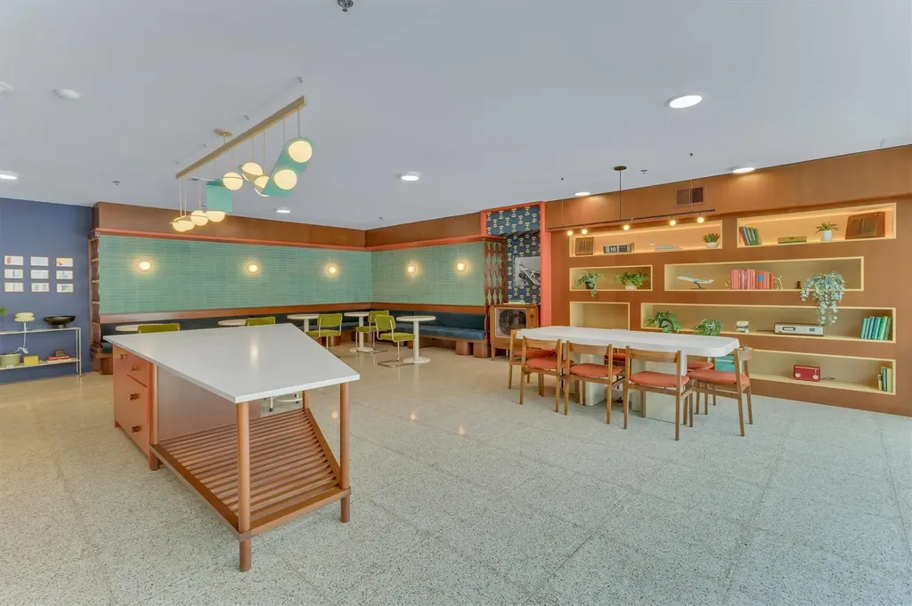 1701 Simond Avenue Austin TX 78723