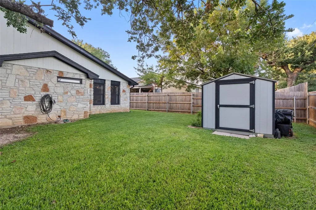 1705 Wild Horse Lane Round Rock TX 78681