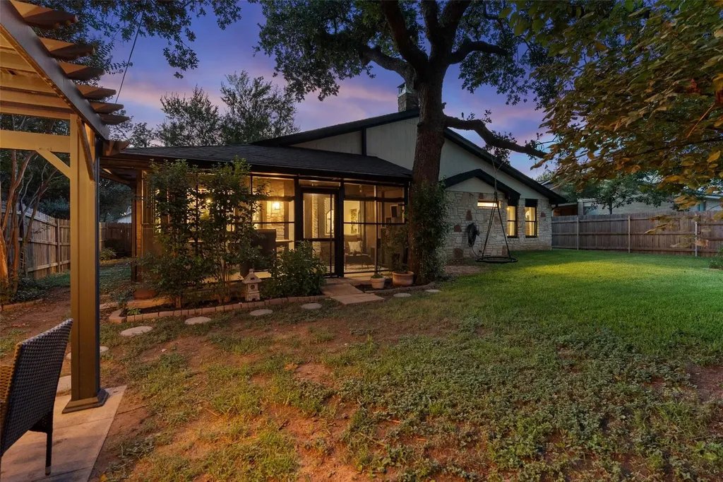 1705 Wild Horse Lane Round Rock TX 78681