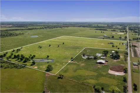 459 County Road 450 Thorndale TX 76577