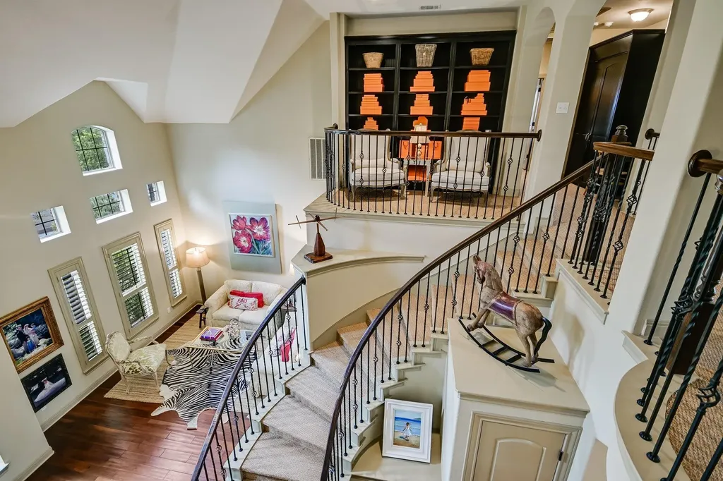 5821 Kempson Drive Austin TX 78735