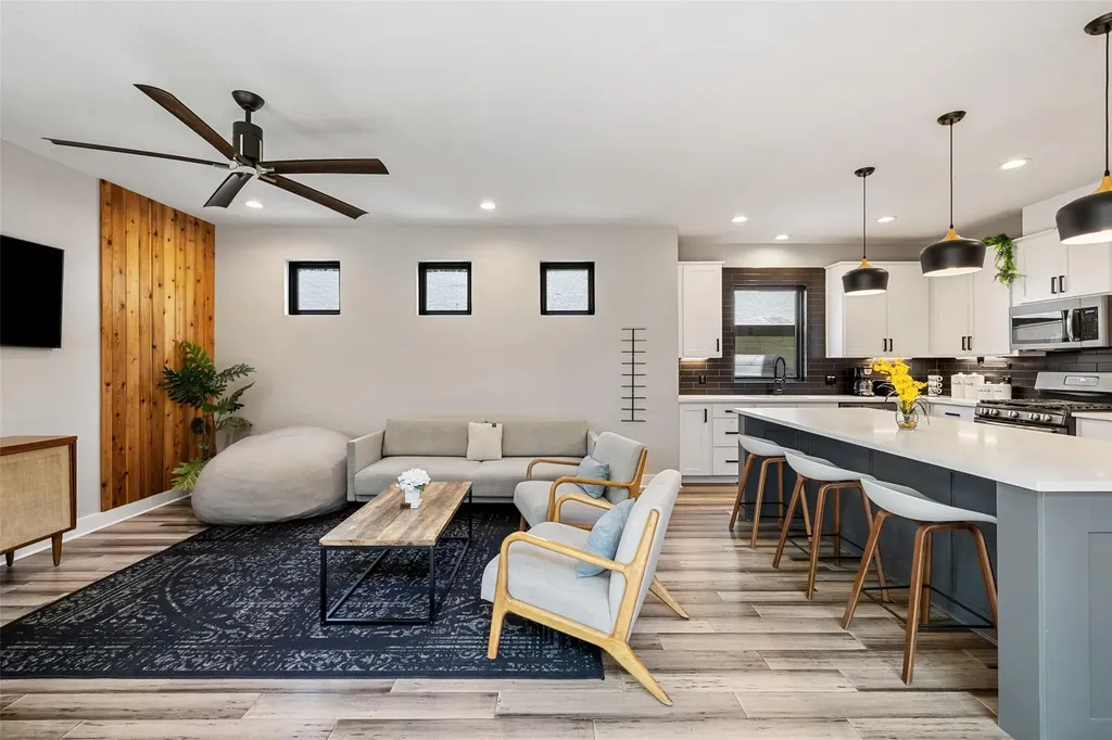 2202 Santa Rita Street Austin TX 78702