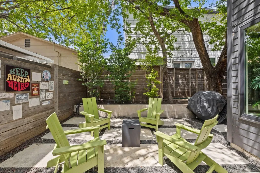 2202 Santa Rita Street Austin TX 78702
