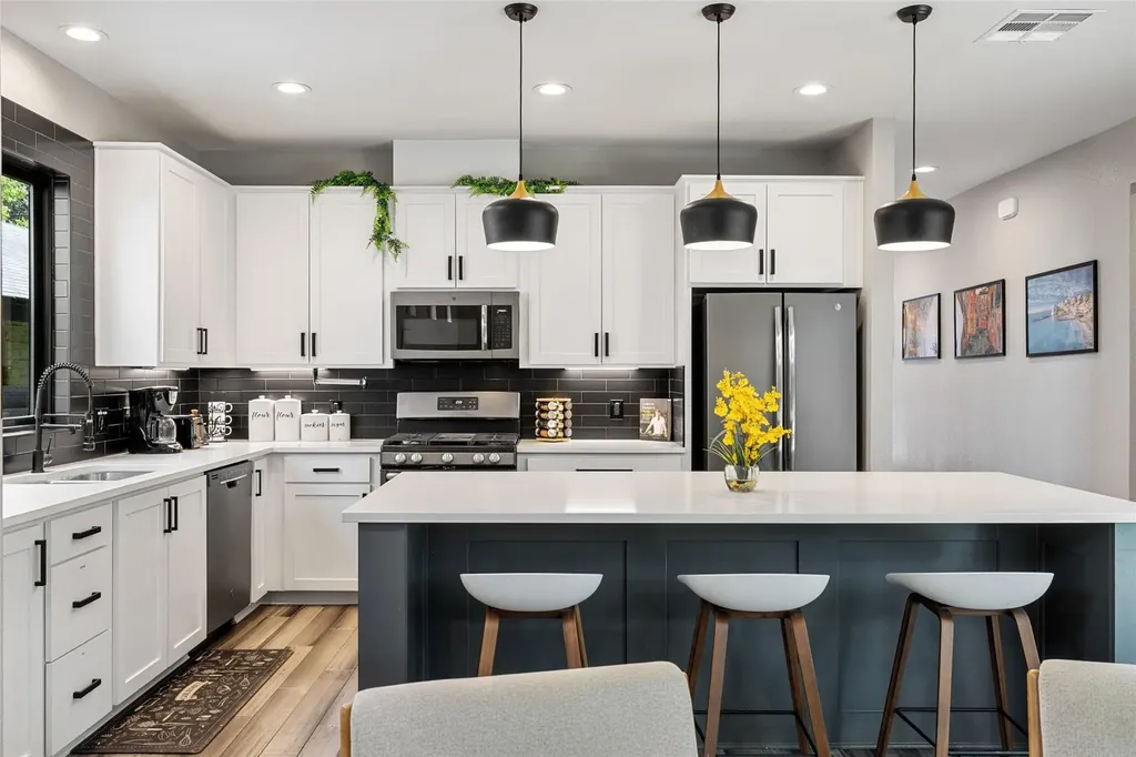 2202 Santa Rita Street Austin TX 78702