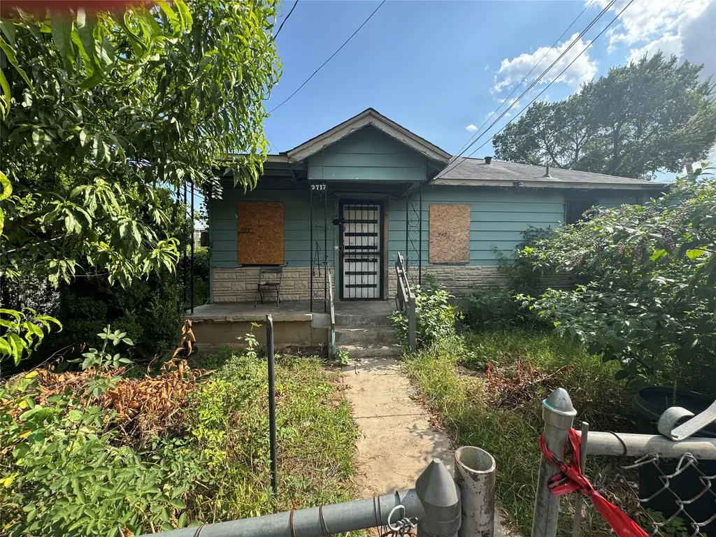 2717 E 2nd Street Austin TX 78702