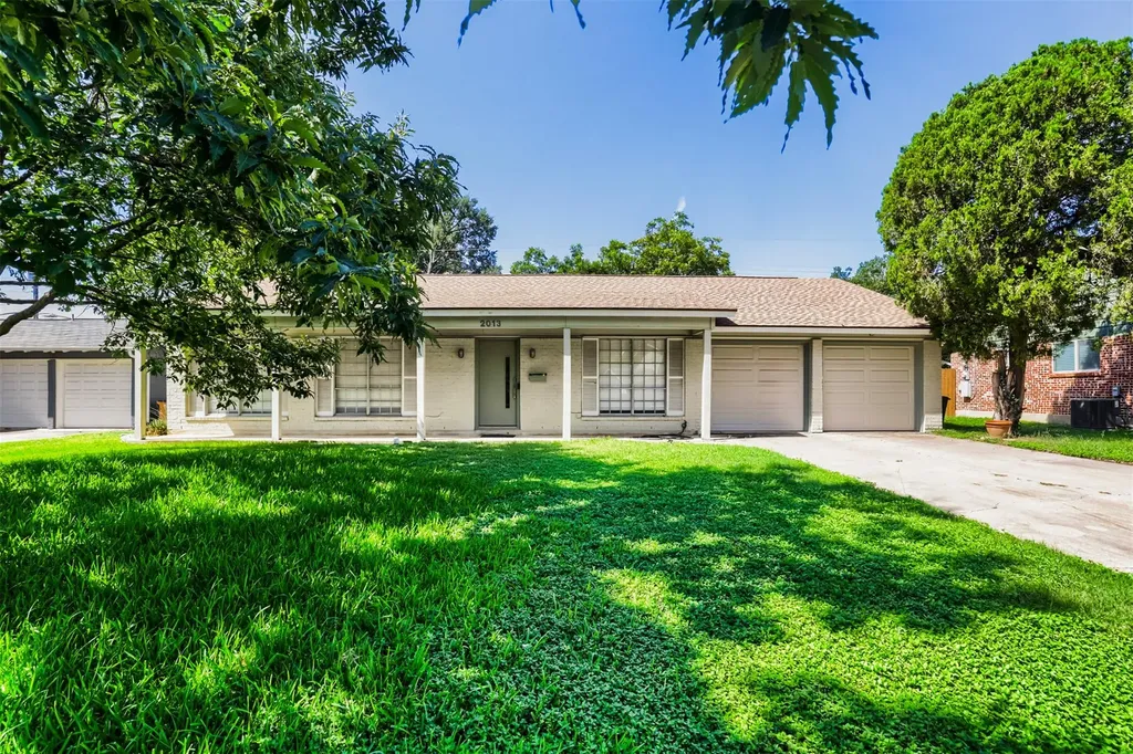 2013 Southern Oaks Drive Austin TX 78745