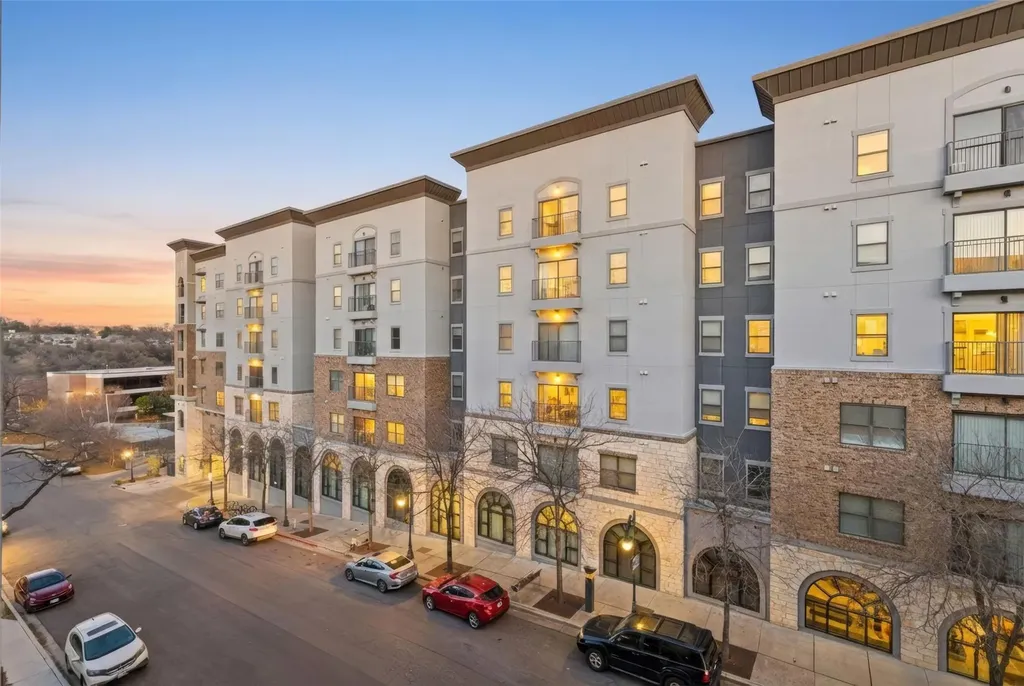 2500 Longview Street Austin TX 78705