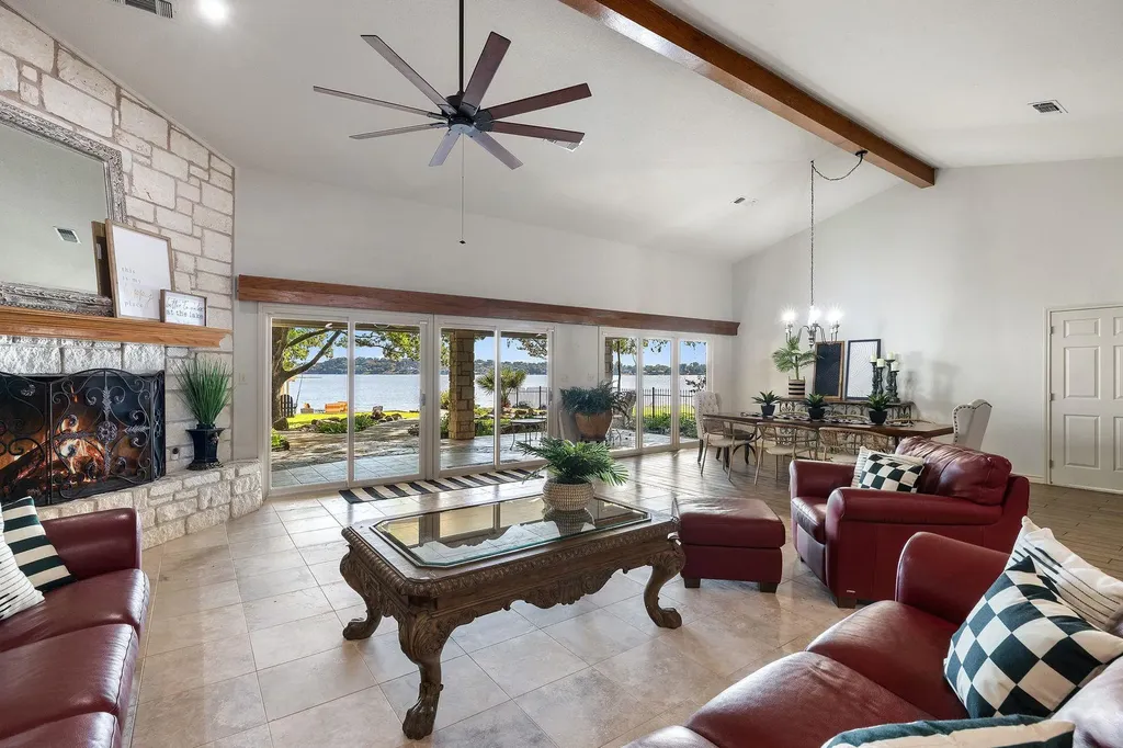 14 Beaver Island Granite Shoals TX 78654