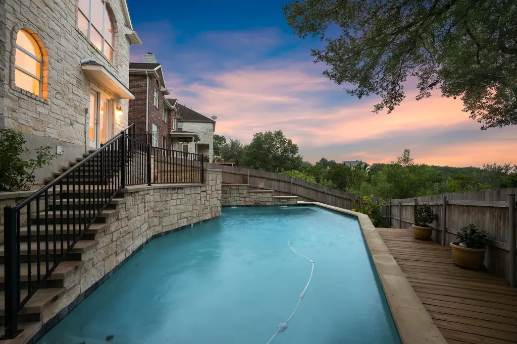 7909 Castle Peake Trail Austin TX 78726