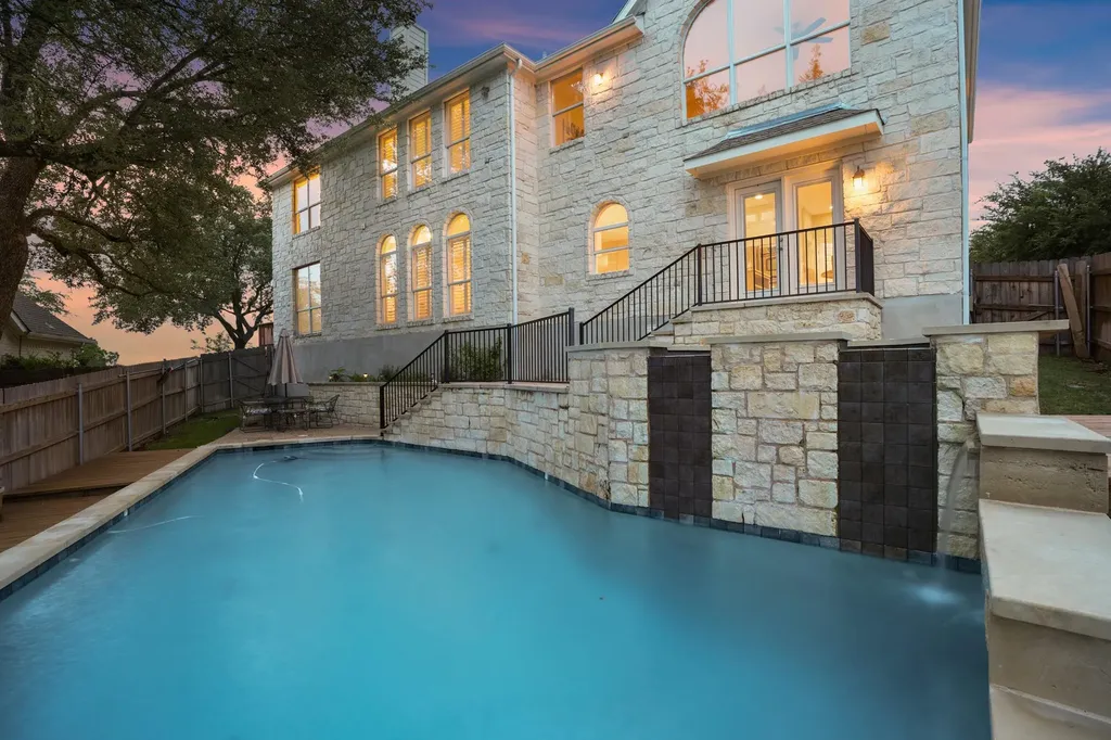 7909 Castle Peake Trail Austin TX 78726