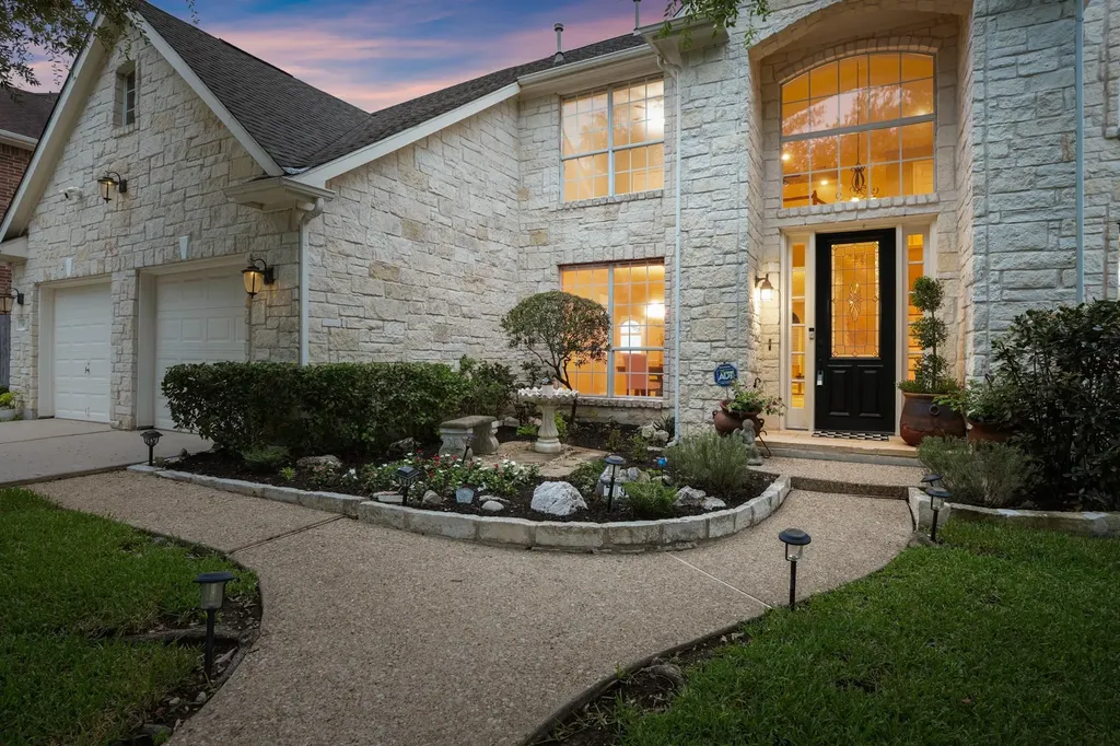 7909 Castle Peake Trail Austin TX 78726