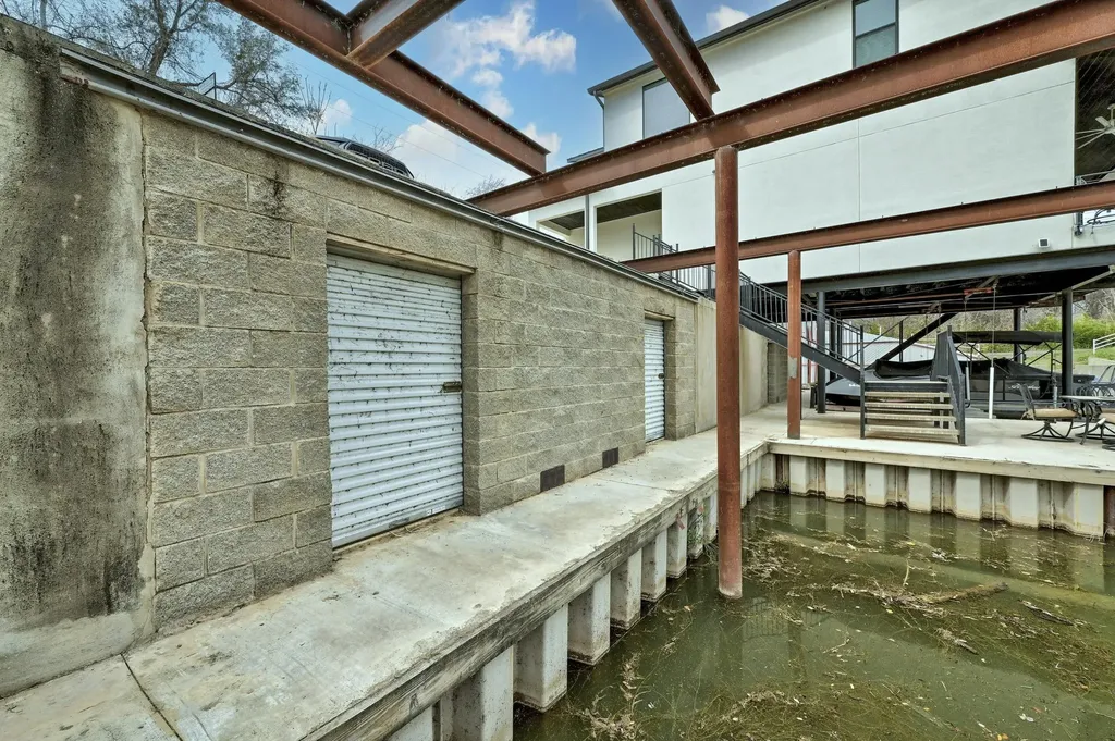 940 Euel Moore Drive Kingsland TX 78639