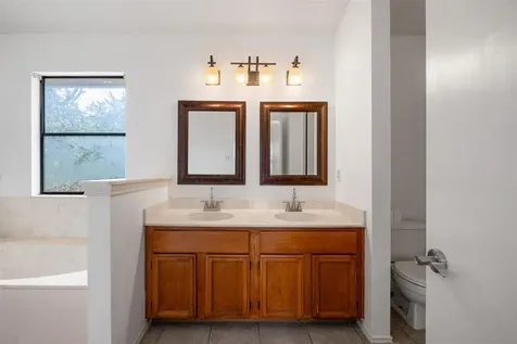 10501 Bilbrook Place Austin TX 78748