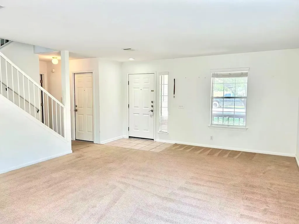 5608 Netleaf Road Austin TX 78724