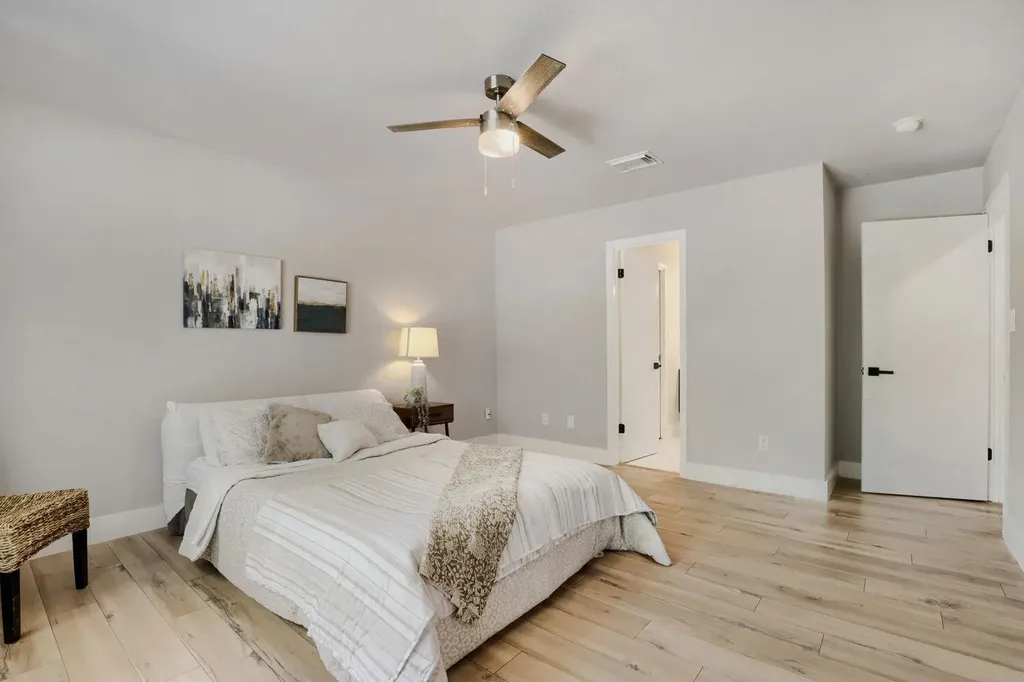 1626 Parkfield Circle Round Rock TX 78664
