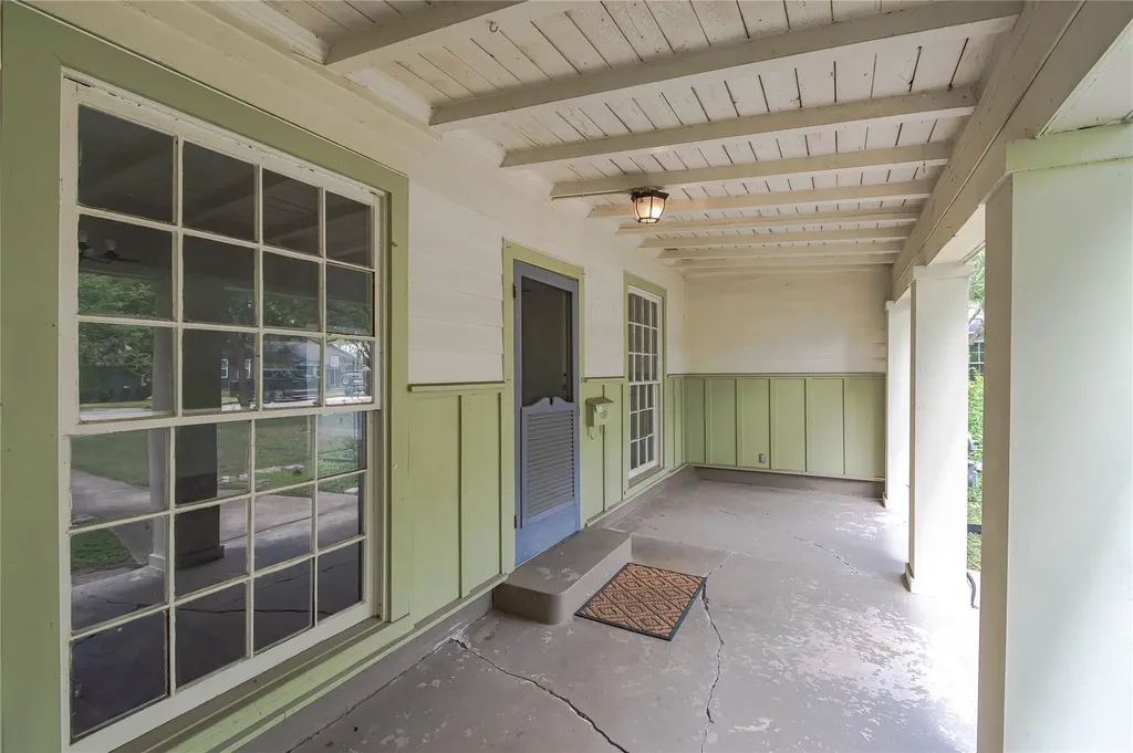 1202 Norwood Road Austin TX 78722