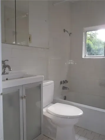 3305 Merrie Lynn Avenue Austin TX 78722