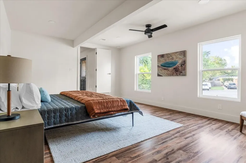 3202 Overcup Oak Drive Austin TX 78704