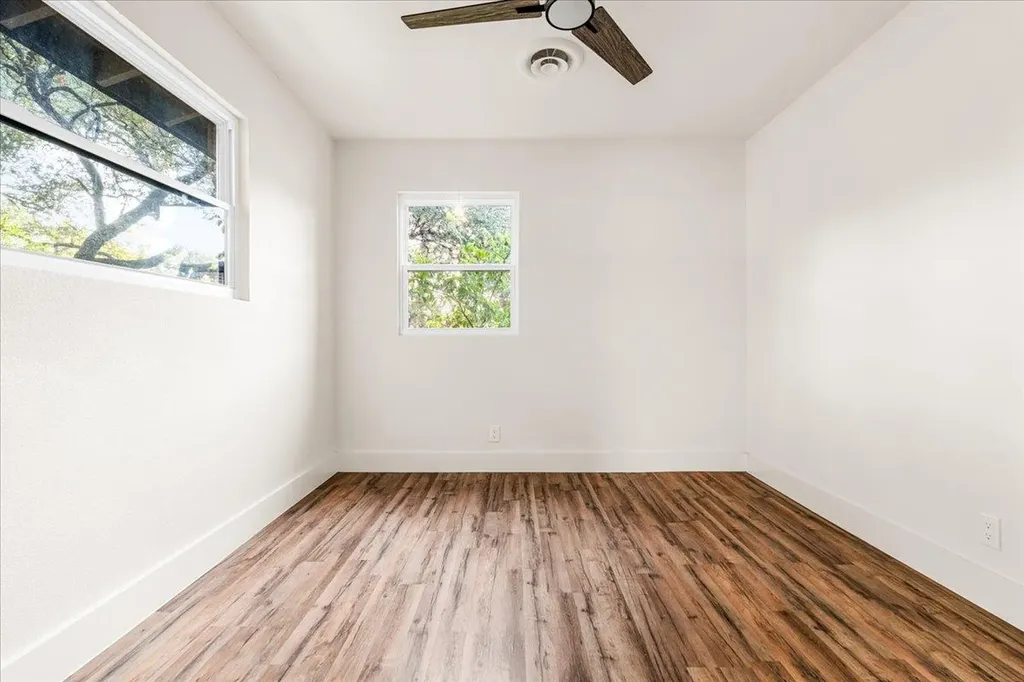 3202 Overcup Oak Drive Austin TX 78704