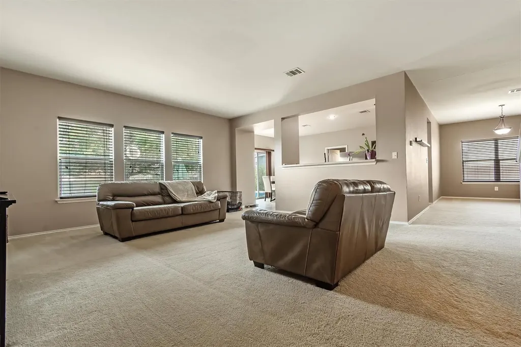 160 Japonica Court Kyle TX 78640