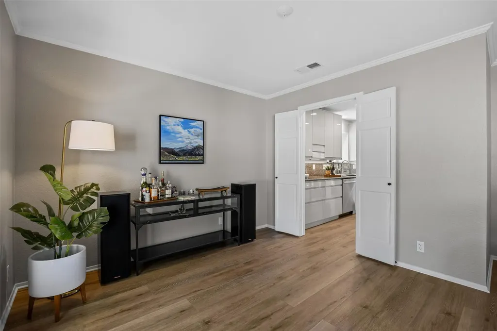 6203 Danwood Drive Austin TX 78759