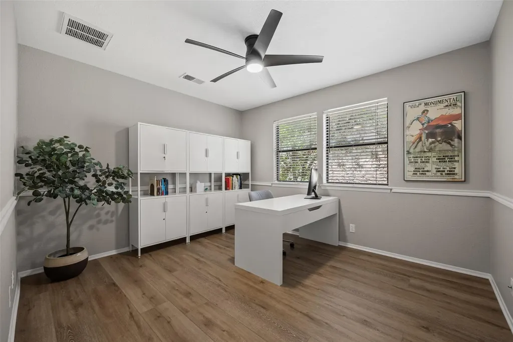 6203 Danwood Drive Austin TX 78759