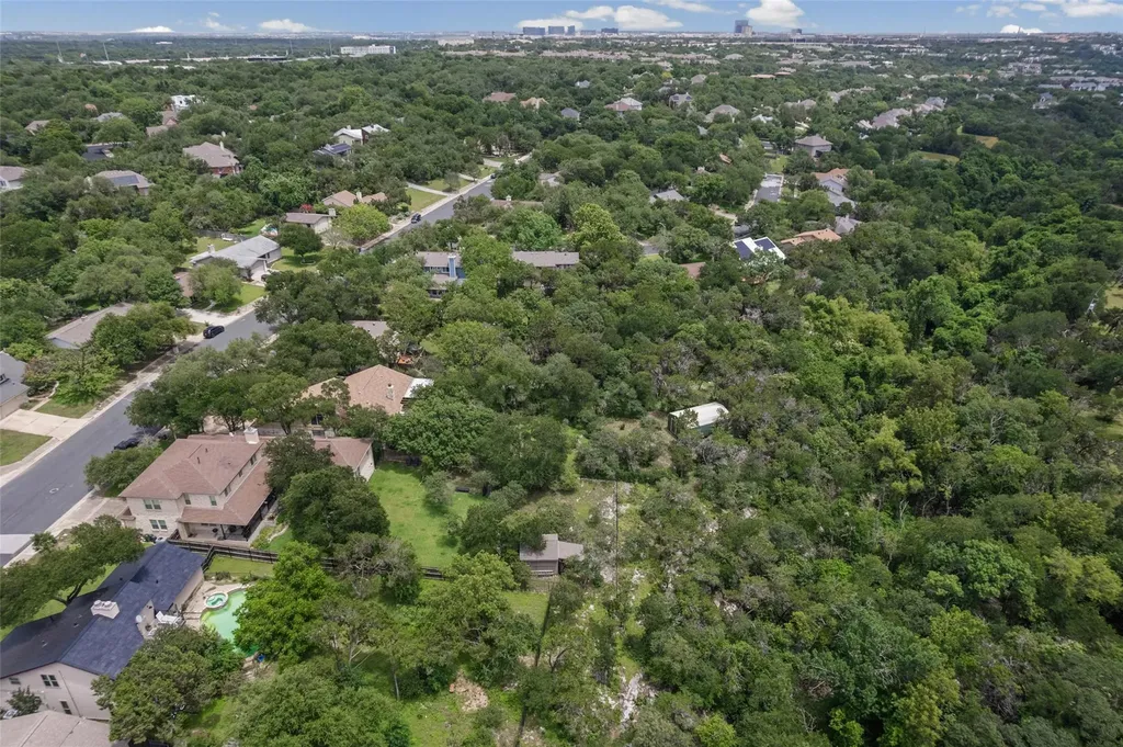 6203 Danwood Drive Austin TX 78759