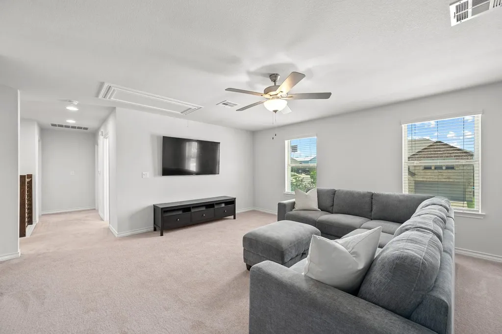 621 Limestone Road Liberty Hill TX 78642