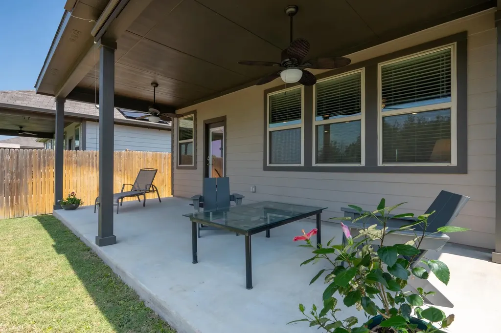 621 Limestone Road Liberty Hill TX 78642