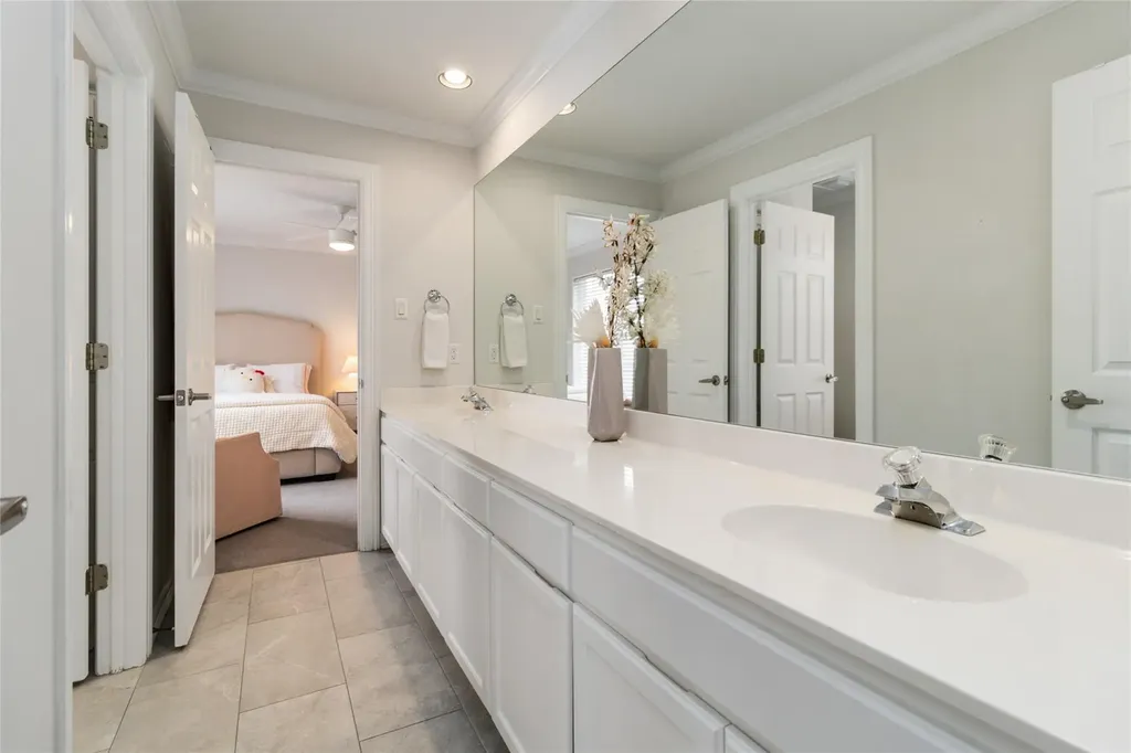 4010 Long Champ Drive Austin TX 78746