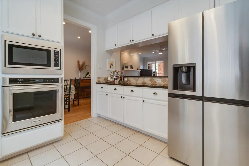 4010 Long Champ Drive Austin TX 78746