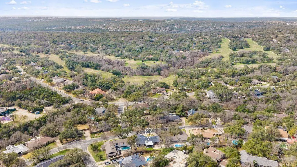 9421 Spring Hollow Drive Austin TX 78750