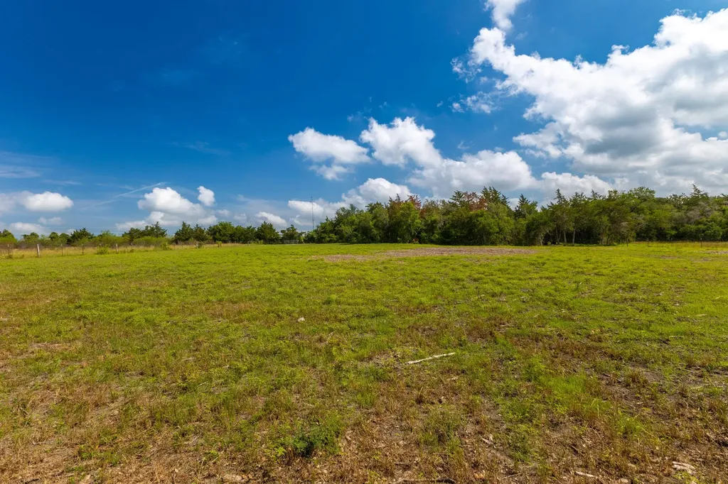 1910 (Tract #1) Baca Loop Flatonia TX 78941