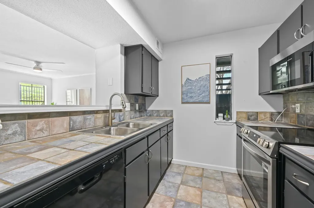 4500 E Oltorf Street Austin TX 78741