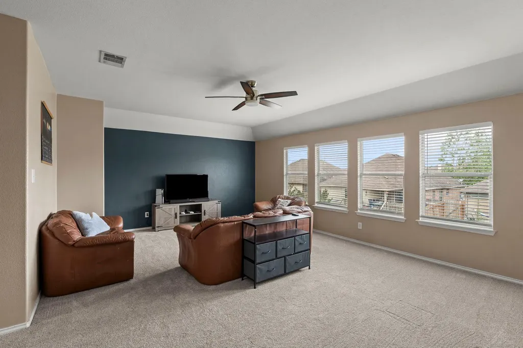 256 Willow City Valley Buda TX 78610