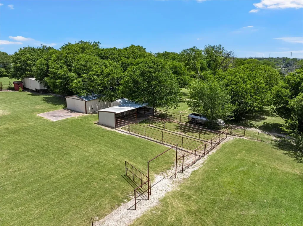 204 Christopher Drive Bruceville-eddy TX 76524
