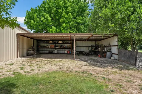 204 Christopher Drive Bruceville-eddy TX 76524