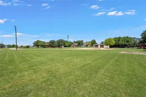 204 Christopher Drive Bruceville-eddy TX 76524